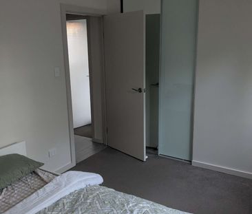 Alexandria - Photo 2