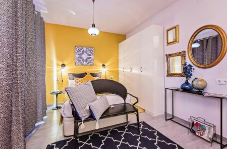 Carrer del Torrent de l'Olla, Barcelona, Catalonia 08012 - Photo 2