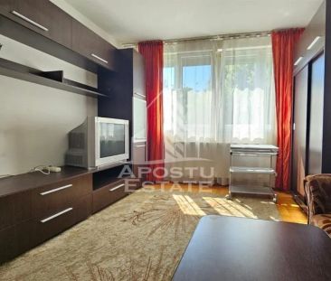 Apartament 2 camere decomandatin zona podgoria - Photo 1