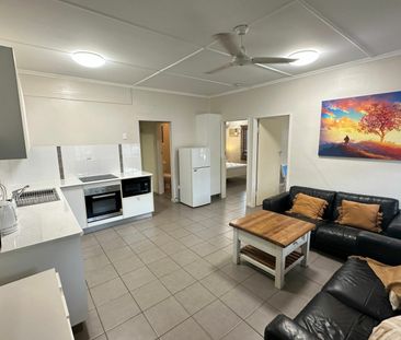 Unit 2, 10 O'Reilly St, Mundingburra - Photo 3