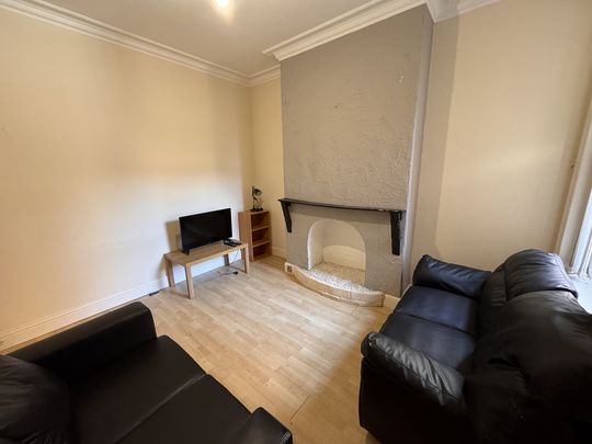 Garth Terrace, Burton Stone Lane - P10897 - Photo 1