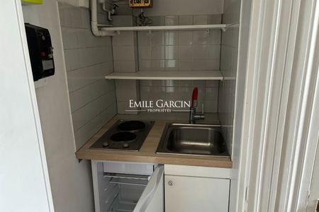 Appartement à louer à Paris 7Ème - Photo 4