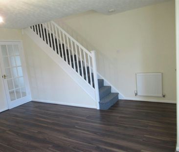 Semi-detached house to rent on - Photo 1