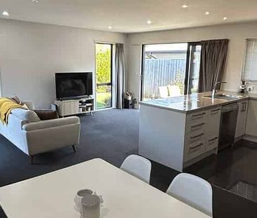 3 bed, 2 bath Halswell Haven - Pets negotiable - Photo 1