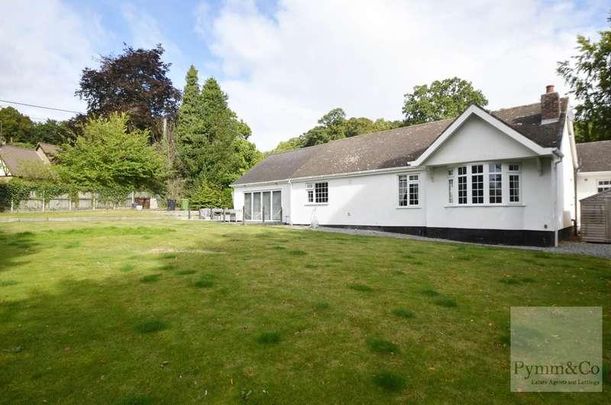 Folgate Lane, Costessey, NR8 - Photo 1