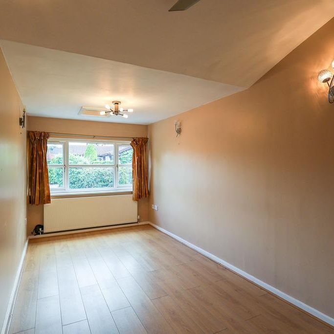 4 bedroom detached house to rent - Photo 1