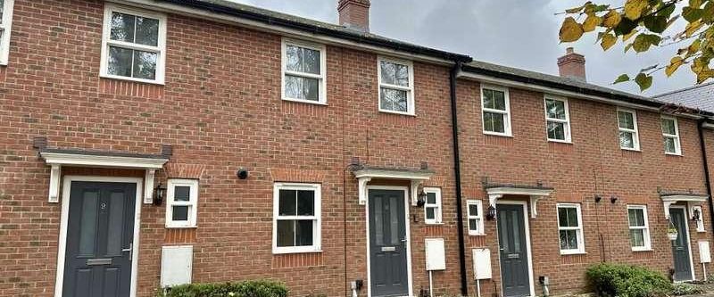 Kings Park, Bicester, OX26 - Photo 1