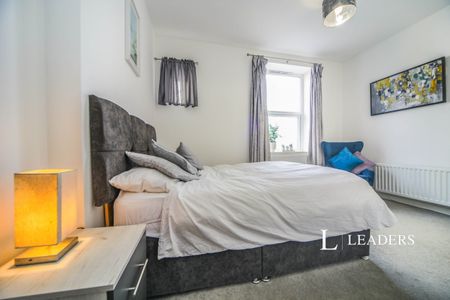 2 bedroom apartment to rent Sea Road, Felixstowe - Photo 5
