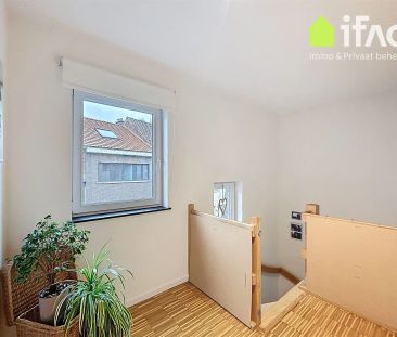 Goed gelegen en energiezuinige 3 slaapkamerwoning - Photo 2