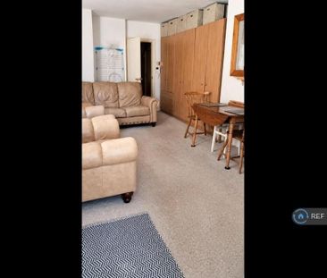 2 bedroom semi-detached house to rent - Photo 1