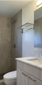 Nassau House - Photo 3