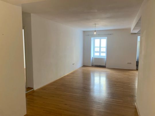 heimelige 2-Zimmer Wohnung mit möblierter Küche in Schärding - Photo 1