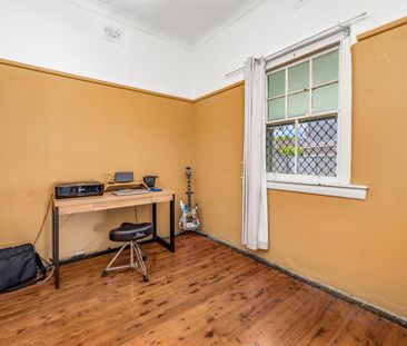 66 Valencia Street, Mayfield NSW 2304 - House For Rent | Domain - Photo 6