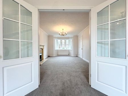 4 bedroom detached house to rent - Photo 4