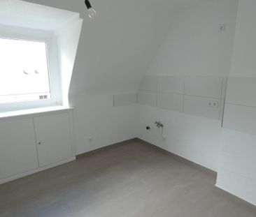 Gemütliche Dachgeschosswohnung in ruhiger Lage – wird aktuell moder... - Photo 4