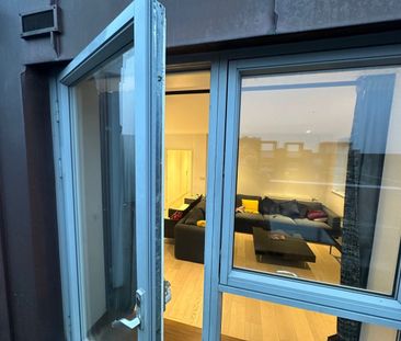 3 Bed Penthouse, Burnell Building, NW2 - Photo 1