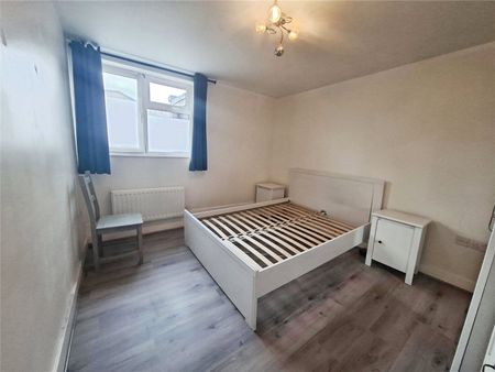 Limerick Close, London, SW12 0FE - Photo 4