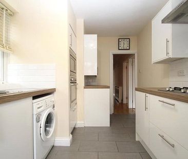 2 bedroom maisonette to rent - Photo 6