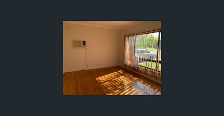 2 Pera Place, Fairfield West, NSW 2165 - Photo 4