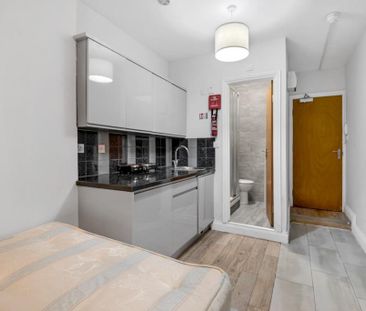 Studio to rent - Photo 5