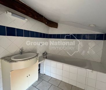 BOULBON - Appartement T2 dans le centre du village., - Photo 2