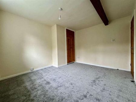 Northgate, Almondbury, Huddersfield, HD5 - Photo 5