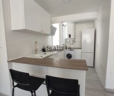 Alquiler de piso en Calle Martínez de la Rosa - Photo 5