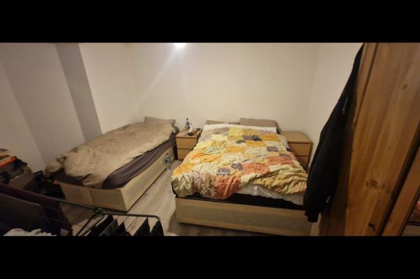 3 Bed Flat, Graham Road, E8 - Photo 1