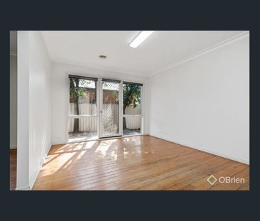 Spacious Family Home with Modern Comforts - Photo 3