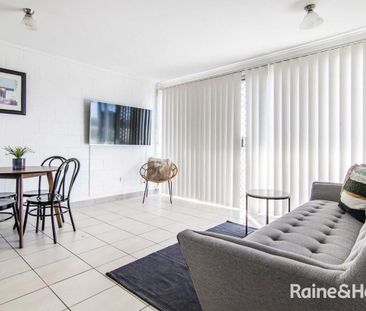 2 BEDROOM UNIT MACKAY - Photo 3