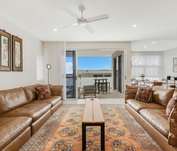 Stunning Architecturally Designed Four Bedroom Villa With Lift - Photo 4