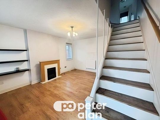 2 bedroom property to rent - Photo 1
