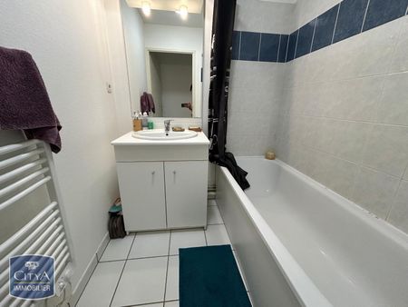 Location Appartement 2 pièces 54m² LAVAL 53000 - Photo 5