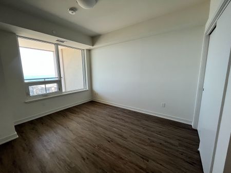 For Lease - 385 Winston Road Unit# 1007, Grimsby, Ontario - Photo 4