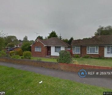 2 bedroom bungalow to rent - Photo 2