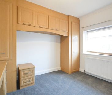 Molesey Close, Hersham, KT12 - Photo 4