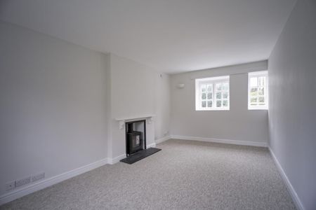 3 bedroom detached house to rent - Photo 2