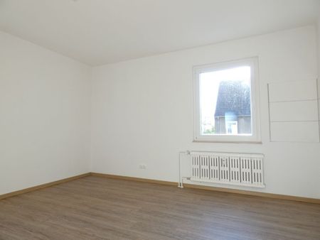 *** 2 Zimmer-Erdgeschoss mit Wohnküche gesucht?!*** - Photo 4