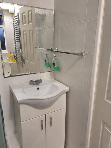 Room in a Shared Flat, Harben Road, NW6 - Photo 4