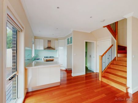 3 Bed, 2 Bath - Photo 5