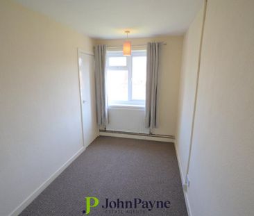 2 bedroom maisonette to rent - Photo 3