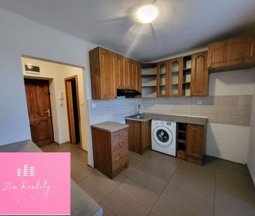 Na prenájom tehlový 1 izbový byt, 30 m2 + veľká loggia, kompletná r... - Photo 6