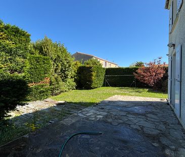 Location Maison 4 pièces 89m² - Photo 6
