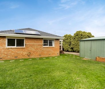3 Kate Court, Pakenham VIC 3810 - House For Rent | Domain - Photo 6