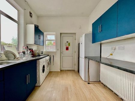 Room in a Shared House, Nottingham, NG7 - Photo 4