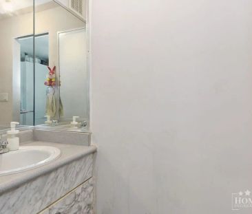 11860 75A Ave — Spacious 5-Bed Family Home in North Delta - Photo 6