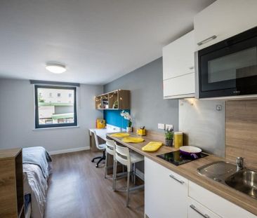 Studio to rent - Photo 6