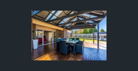 Spacious 4-Bedroom, 2-Bathroom Home Opposite Deakin Waurn Ponds - Perfect for Students or Working Professionals! - Photo 4