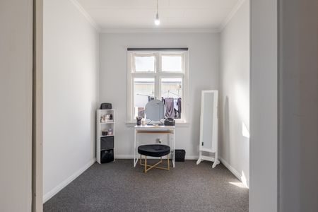 Easy central living - Photo 2