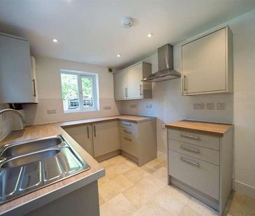 Ashurst, Southampton, SO40 - Photo 1